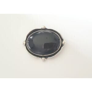 Vintage Sterling Silver Oval Onyx Carbochon Pendant Brooch